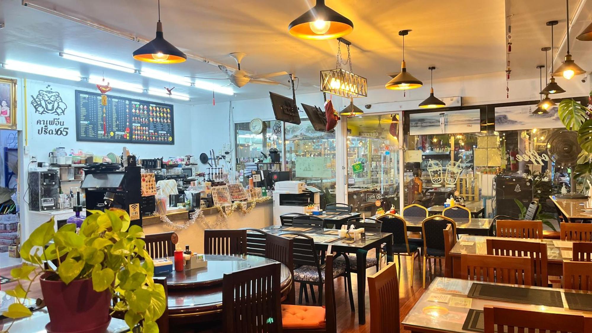 Pa Chalermchai Guesthouse 방콕 외부 사진